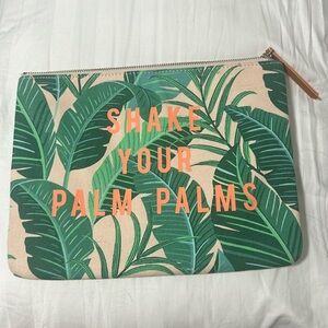 Stella & Dot Shake your Palm Palms Clutch